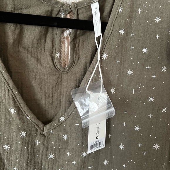 Rylee + Cru Piper Dress - stars - Picture 2 of 5